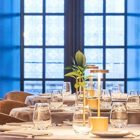 Hotell Portobay Flores Oporto