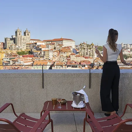 Portobay Flores Hotell