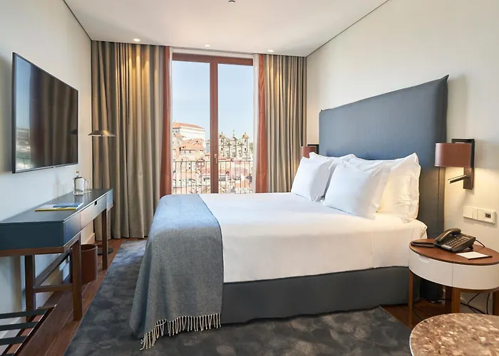 Portobay Flores Hotel 5*