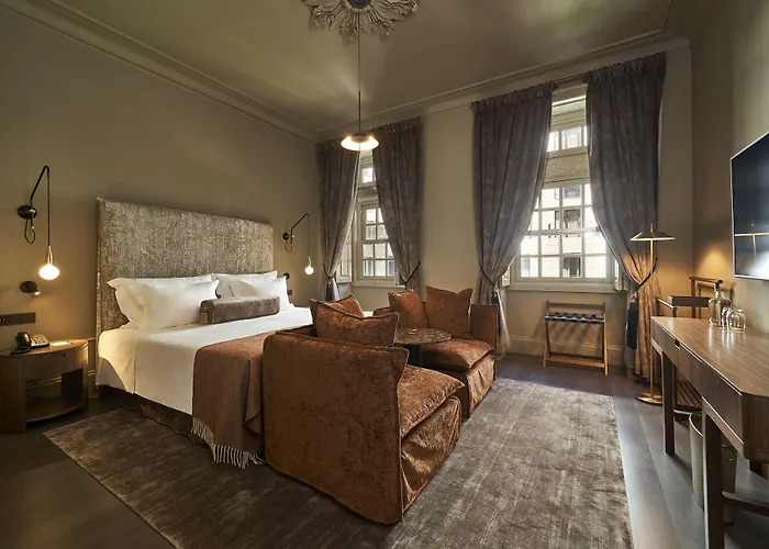 Hotel Portobay Flores Oporto