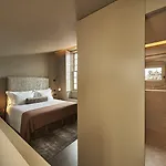 Portobay Flores 호텔