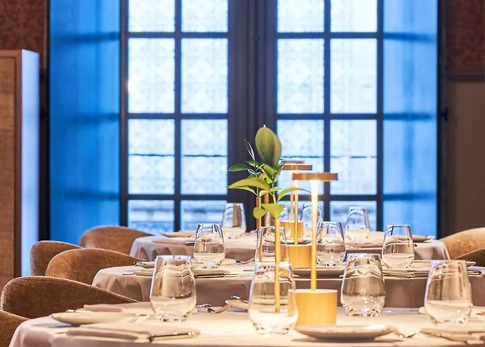 Hotel Portobay Flores Oporto