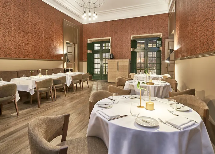 Hotel Portobay Flores Oporto